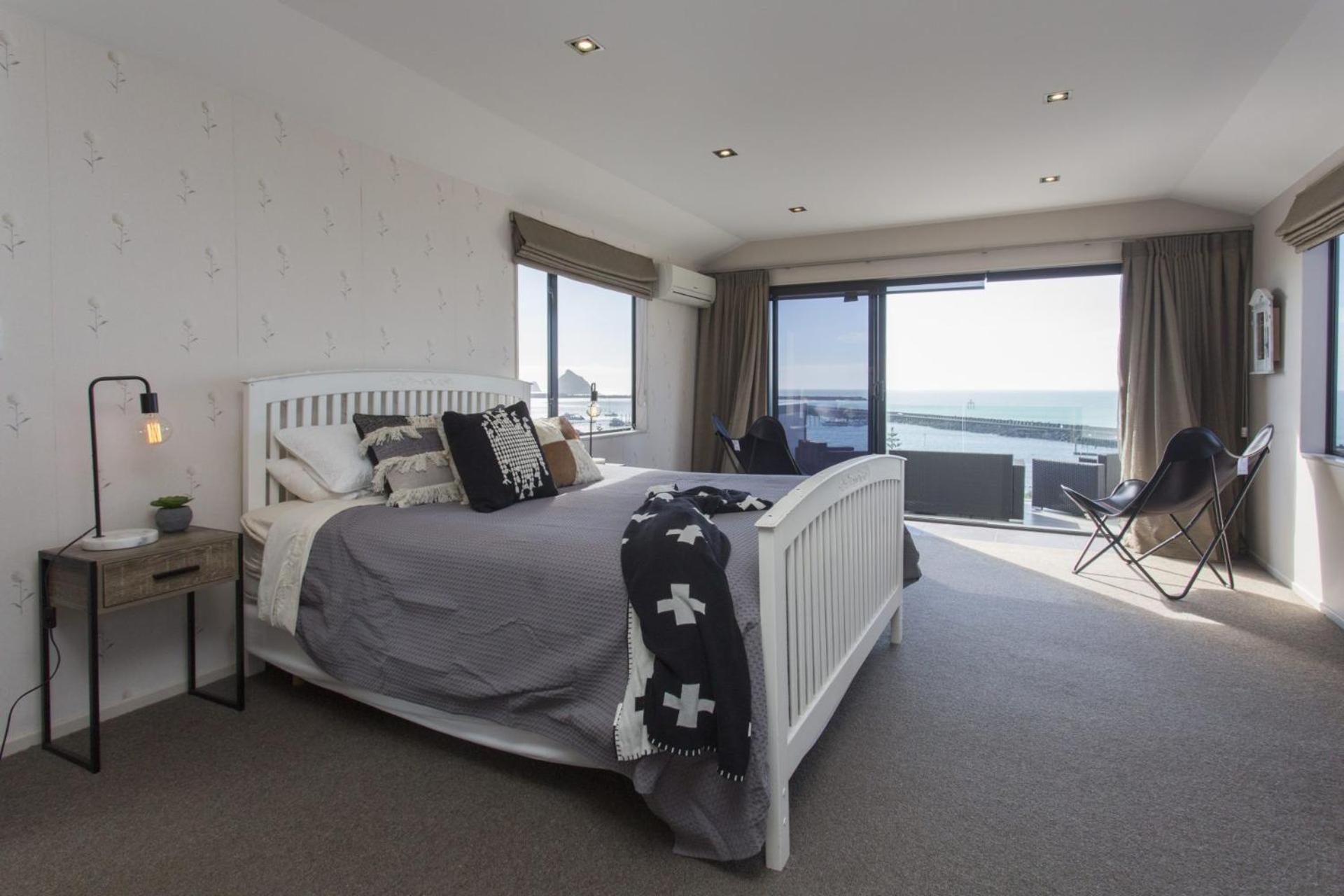 Villa The Waterfront Escape à New Plymouth Extérieur photo