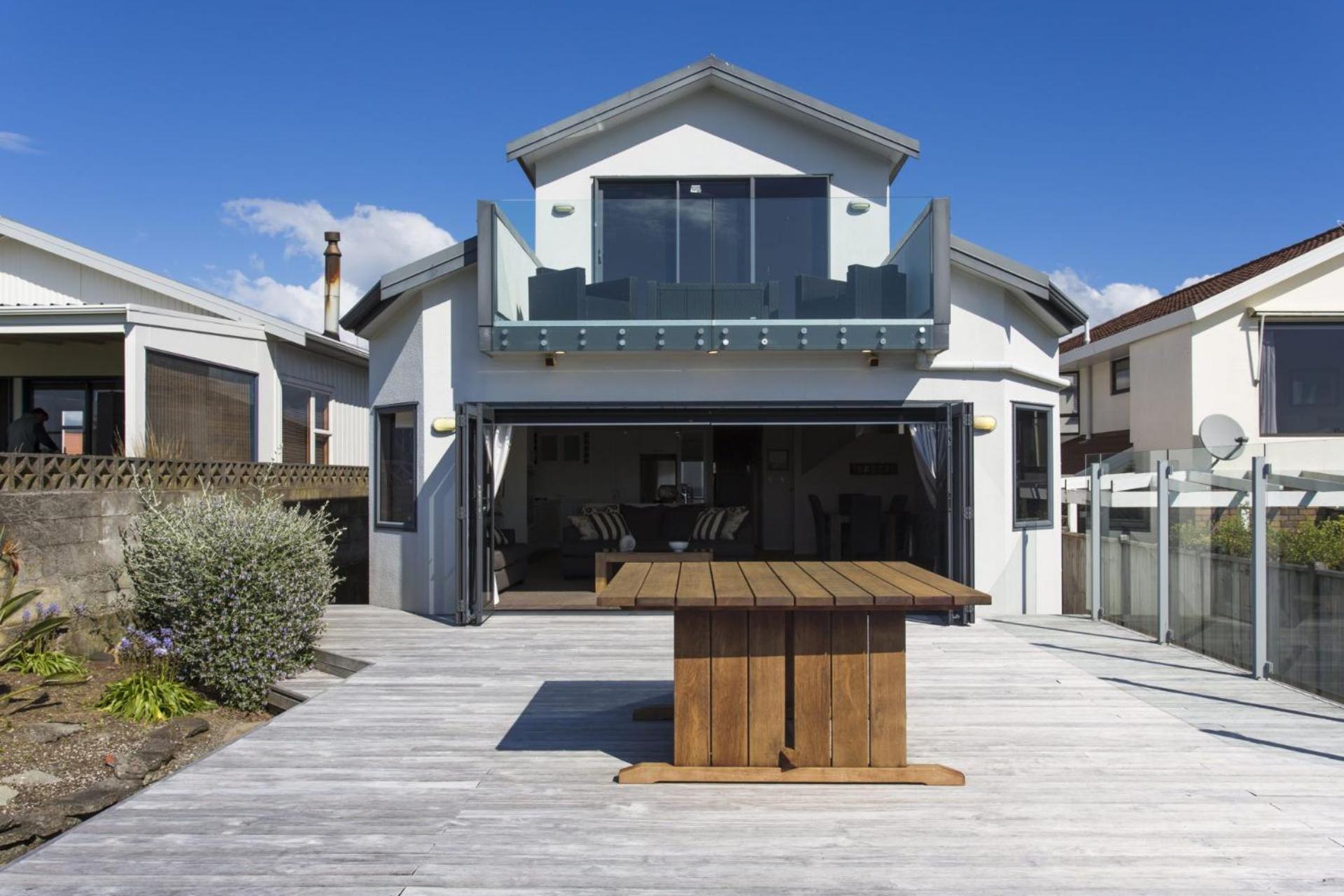 Villa The Waterfront Escape à New Plymouth Extérieur photo